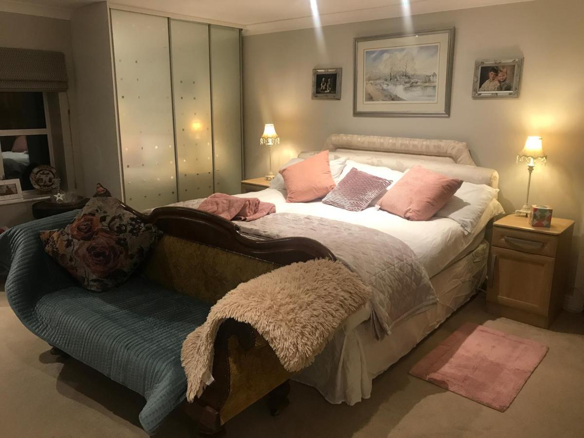 The Master Suite, Enjoy The Countryside In Style Ashover Экстерьер фото